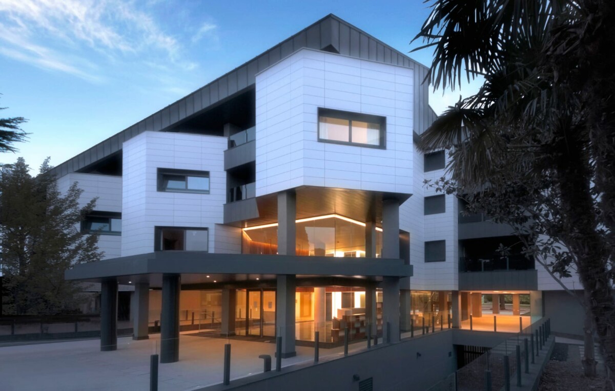 Rehabilitación Fachada Ventilada viviendas Lagos Park Ikasa