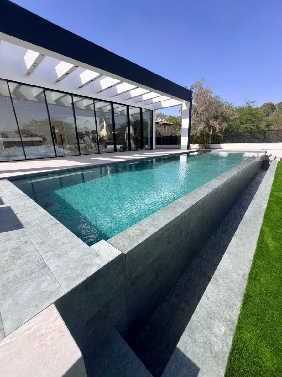 Piscina Infinity. Paradise Bali.